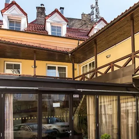 The Old Town 103 By Urban Rent